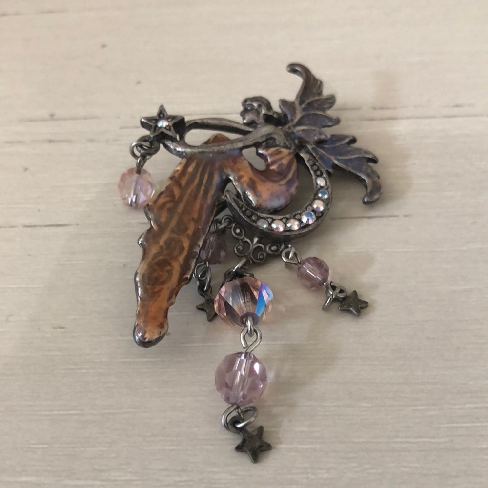 Kirk’s Folly fairy 🧚‍♀️ brooch. Vintage and Signed piece